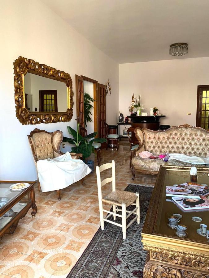 Le Fresie B&B SantʼAntìoco Eksteriør bilde