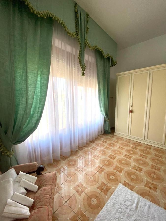 Le Fresie B&B SantʼAntìoco Eksteriør bilde